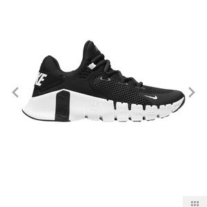 Nike Women's Free Metcon 4 Training Shoes